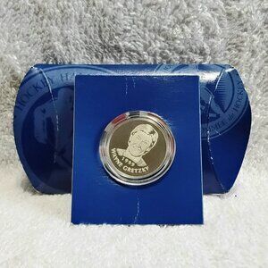 1999 Wayne Gretzky Induction inti the Hockey Hall of Fame 11-22-99 Medallion!!